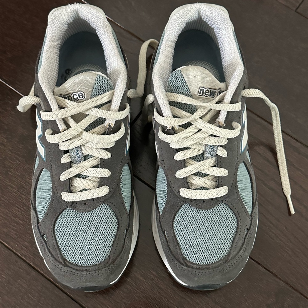 New Balance 990v3 Kith Heritage Sneakers